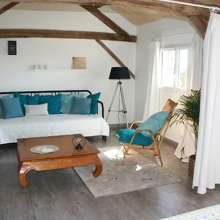 Le Petit Durbec Holiday home *